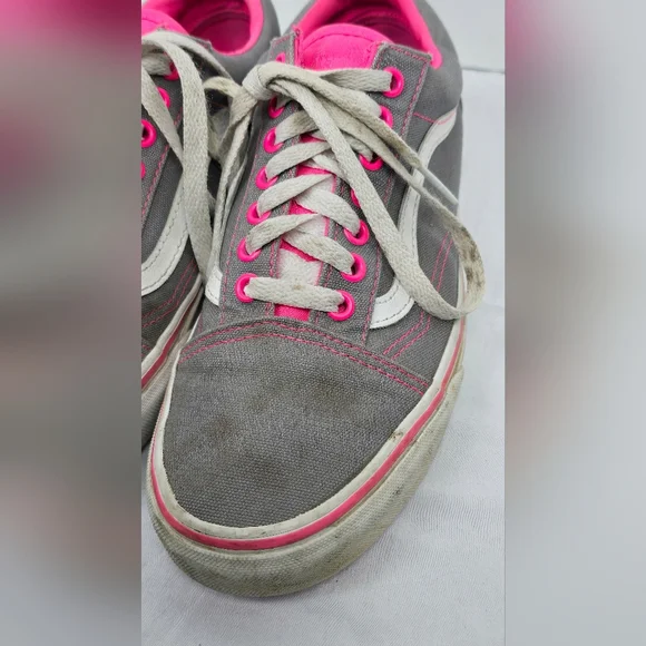 Vans Old Skool  Lace Up Low Sneakers Women's Size 8.0 / Men's Size 6.5 Gray Pink - Picture 3 of 9